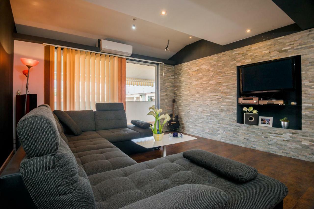 Boki Apartment Split Exterior photo